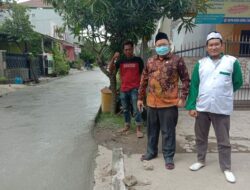 Imam Hambali Tinjau Pengecoran Peningkatan Jalan Lingkungan di GCC Cikarang