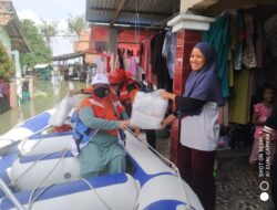 6 Hari Terendam Banjir, Desa Buni Bakti dikunjungi Ani Rukmini