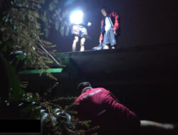 Petualangan Malam Relawan PKS DPC Setu : Selalu Ada Saat Bencana Melanda, Dan Dilupakan Saat Pilkada