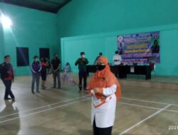 Dukung Kegiatan Olahraga untuk Kesehatan, Ani Rukmini Buka Turnamen Bulu Tangkis