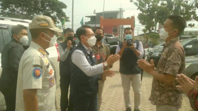 Bang Ipul Dampingi PJ Bupati Monitoring Vaksin di Cikarang Utara