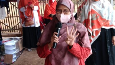 DPRa PKS Sukasejati Gelar Baksos, Fatmah Hanum: PKS Akan Terus Membersamai Rakyat