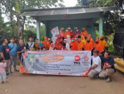 Sosialisasikan Tokoh dan Program PKS, DPRa Sukadami Gelar Bazar Sembako Murah