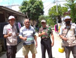 Cegah DBD Meluas, PKS Burangkeng Adakan Penyemprotan Sarang Nyamuk