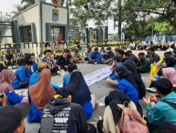 Di hadapan Mahasiswa PMII, Mohamad Nuh Tegaskan Fraksi PKS Tolak Kenaikan Harga BBM