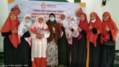 Hadiri Kajian RKI Cikarang Timur, Ini Pesan dr. Feranida