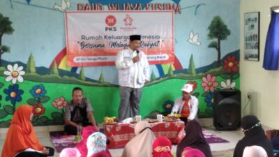 Sapa Warga, PKS Cikarang Barat Gelar BakSos Kesehatan