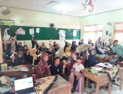 Peringati Hari Guru, RKI Pasirsari-Sukaresmi Bagikan Ratusan Bingkisan Untuk Guru