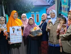 PKS Cibuntu Menyapa Masyarakat Dari Pintu ke Pintu Kenalkan Lambang Baru Partai