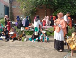 PKS Menyapa Warga Waluya, Dari Senam Hingga Sarapan Bubur Bersama