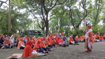 Ani Rukmini : Peran Ibu Sangat Berat, Maka Ibu Harus Bahagia Agar Keluarga Sejahtera