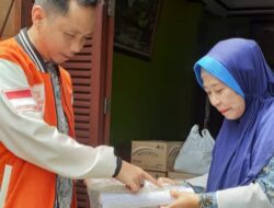Tebus Murah 1.500 Liter Minyak Goreng, Bang Erwyn dapat Apresiasi Tokoh Jatimulya