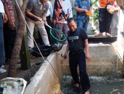 Aleg Faizal Hafan Farid Panen Lele Perdana bersama Masyarakat Desa Mangunjaya Tambun Selatan Bekasi