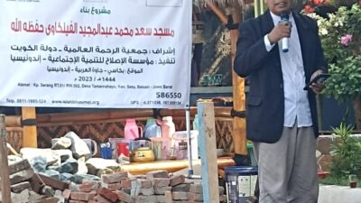 Caleg Setu, M Abduh Didaulat Melakukan Peletakan Batu Pertamap Pembangunan Mushola Desa Taman Rahayu