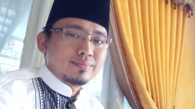 Rusdi Haryadi : Selamat kembali ke sekolah, nikmati kesenangan dan kebahagian, disekolah bersama guru dan teman-teman.
