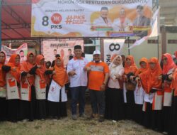 Haji Jalal Hadiri Kegiatan Jumat Berkah dan Sapa Masyarakat di Desa Muktiwari