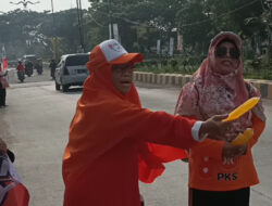 Ikuti Flash Mob PKS Cikarang Pusat, Umi Fatmah : Ingat yang Seger Ingat PKS