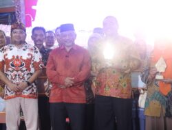 Bang Haji Faizal Bersama Presiden PKS Hadiri Pagelaran Wayang Kulit Di Kabupaten Bekasi
