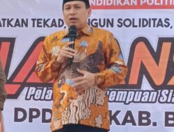 Hadiri Latansa PKS Bekasi, BN Holik Ajak Emak emak Sosialisasikan Pasangan BHF