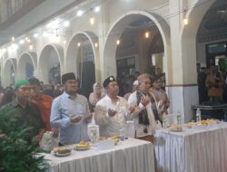 Hadir Dalam Maulid Nabi Muhammad SAW Di Masjid Besar Al Hidayah Bekasi, Cawabup Haji Faizal : Momentum menjalin Ukhuwah Islamiyah.