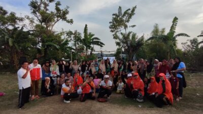 PKS Sukawangi bersama Puji Lestari Sosialisasikan pasangan BN Holik – Faizal dan Syaikhu – Ilham