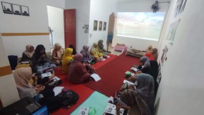 PKS Tambun Selatan Dorong Keluarga Produktif Lewat Pelatihan Serbuk Jahe