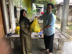 DPD PKS Kabupaten Bekasi Salurkan Bantuan untuk Kader Terdampak Banjir di Cabangbungin