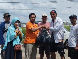 PKS Karang Bahagia Distribusikan Nasbung  untuk Pengungsi di Puri Nirwana