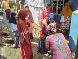 PKS Cikarang Timur Salurkan 130 Paket Makanan untuk Warga Terdampak Banjir di Labansari