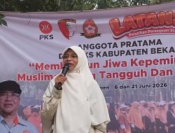 Aah Rohaniah Bekali Kader Perempuan PKS Bekasi dengan Materi Kesantikaan