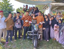 Melalui Aspirasi H. Jalal Abdul Nasir, KLH Serahkan Baktor untuk Bank Sampah Harmoni RW 08