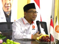 Akhmad Hisyam Tekankan Pentingnya Penerapan Kebijakan Disiplin Internal PKS di Daerah